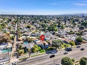 7536 Shoup, West Hills CA 91307