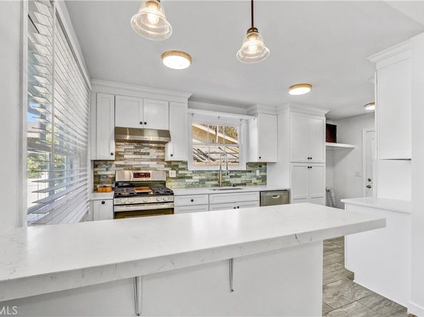 7536 Shoup, West Hills CA 91307