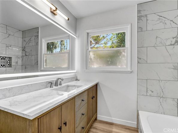 7536 Shoup, West Hills CA 91307