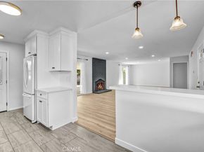 7536 Shoup, West Hills CA 91307