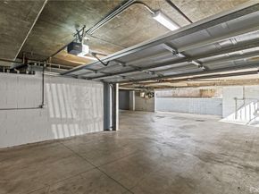 14957 Victory Boulevard 101, Van Nuys CA 91411