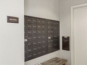 920 Granite Drive 213, Pasadena CA 91101