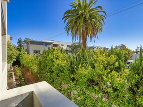 920 Granite Drive 213, Pasadena CA 91101