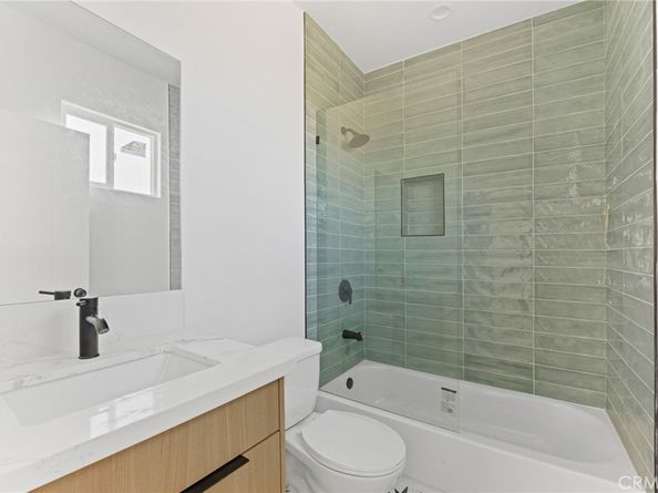 4513 Rosewood, Los Angeles CA 90004