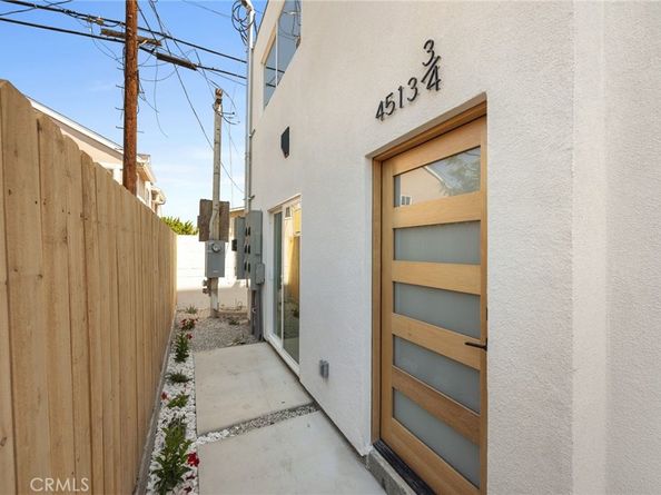 4513 Rosewood, Los Angeles CA 90004