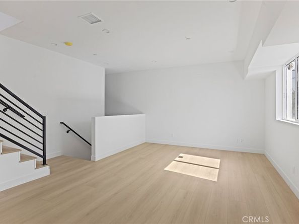 4513 Rosewood, Los Angeles CA 90004