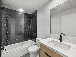 4513 Rosewood, Los Angeles CA 90004