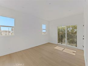 4513 Rosewood, Los Angeles CA 90004