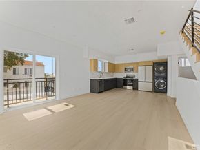 4513 Rosewood, Los Angeles CA 90004