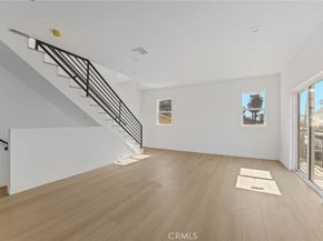 4513 Rosewood, Los Angeles CA 90004