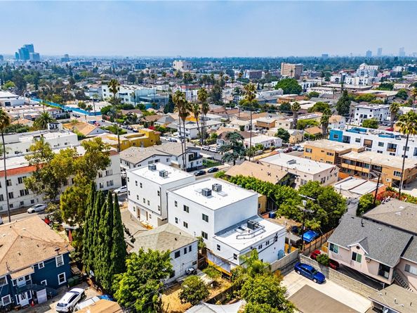 4513 Rosewood, Los Angeles CA 90004