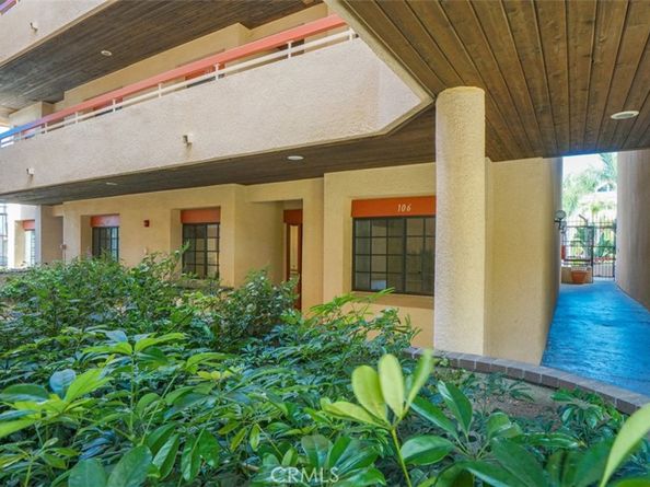 941 W Carson Street 106, Torrance CA 90502