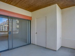 941 W Carson Street 106, Torrance CA 90502