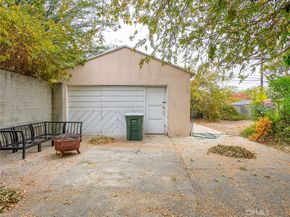 702 E Fairmount Road, Burbank CA 91501