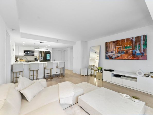 700 1st St 13 M, Hoboken NJ 07030