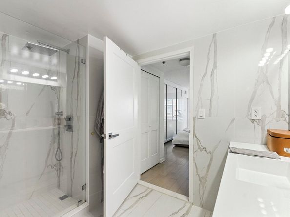 700 1st St 13 M, Hoboken NJ 07030