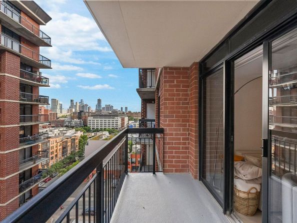 700 1st St 13 M, Hoboken NJ 07030