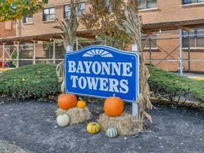 1225 Kennedy Blvd 7J, Bayonne NJ 07002