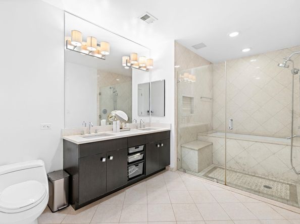 250 Henley Pl 206, Weehawken NJ 07086