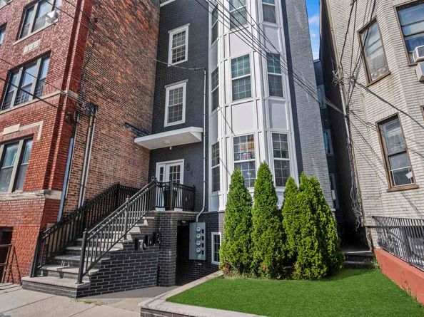 84 Manhattan Ave 2, Jersey City NJ 07307