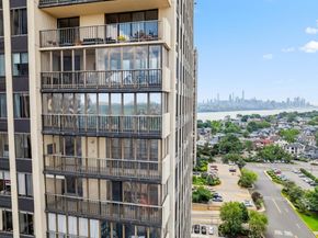 300 Winston Dr 1822, Cliffside Park NJ 07010-3223