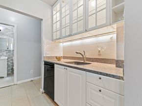 108 Waldo Ave 1D, Jersey City NJ 07306