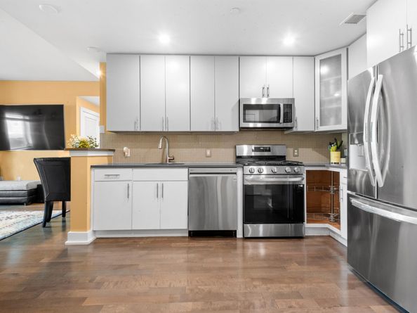 3312 Hudson Ave 3L, Union City NJ 07087