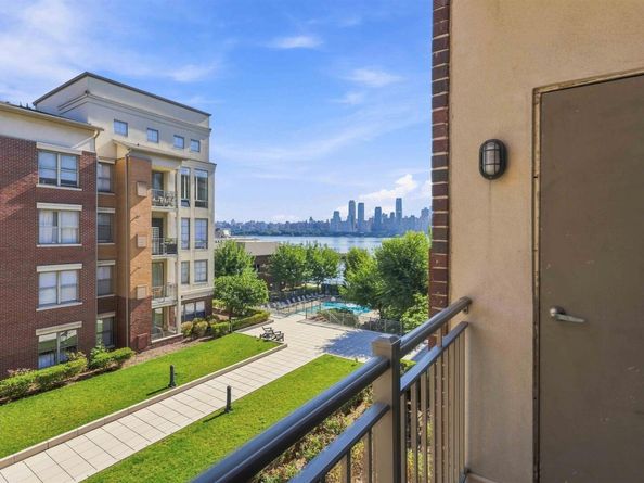 26 Avenue At Port Imperial 313, West New York NJ 07093