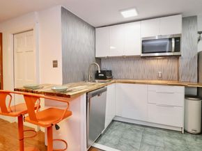 6 Magnolia Ave, Jersey City NJ 07306