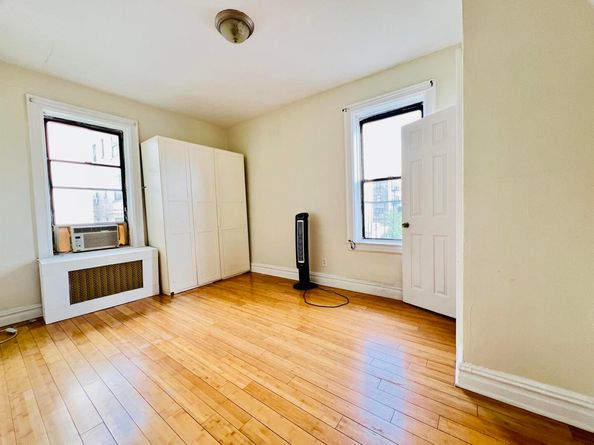 118 Corbin Ave 302, Jersey City NJ 07306