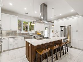 19 78th St, North Bergen NJ 07047