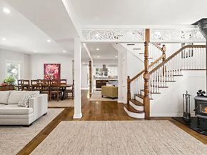 19 78th St, North Bergen NJ 07047