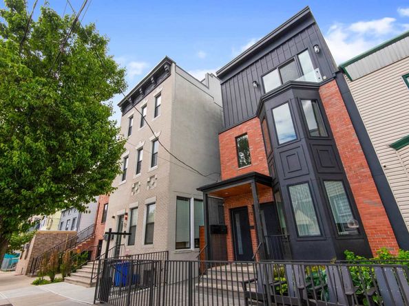 19 Leonard St 2, Jersey City NJ 07307