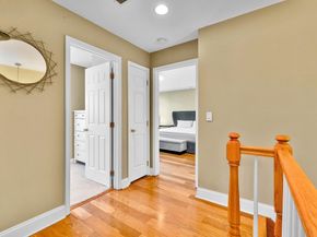 196 Blue Heron Dr 196, Secaucus NJ 07094
