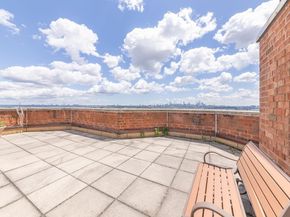 2105 Harmon Cove Tower, Secaucus NJ 07094