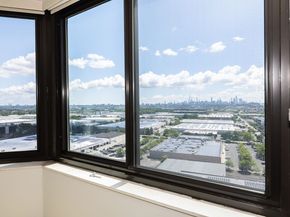 2105 Harmon Cove Tower, Secaucus NJ 07094