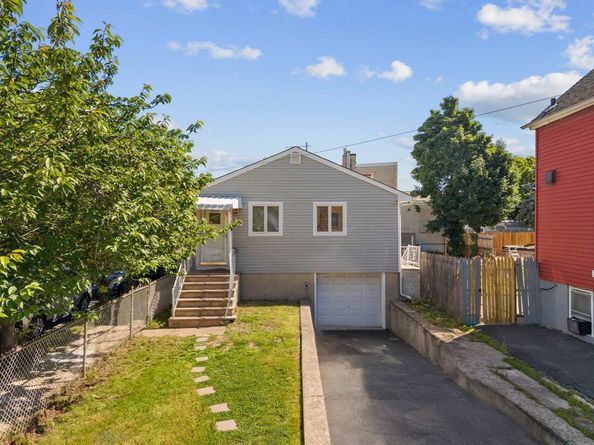 1466 44th St, North Bergen NJ 07047