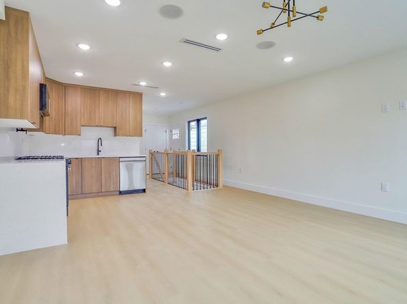 182 Columbia Ave, Jersey City NJ 07307