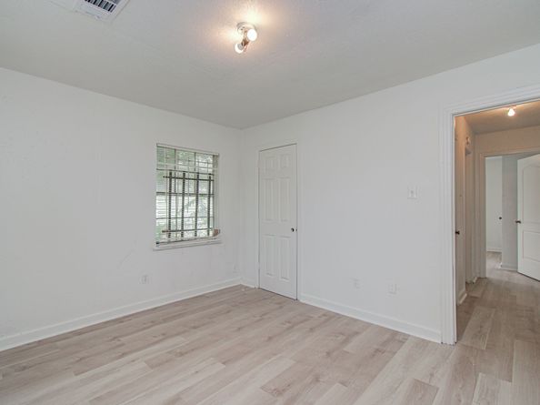 7622 Delavan Drive, Houston TX 77028