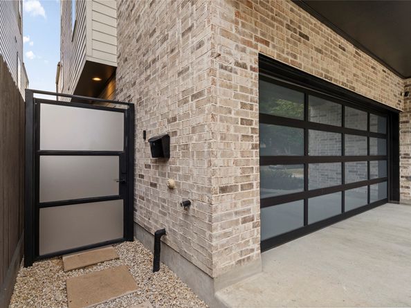 2410 Elmen Street, Houston TX 77019