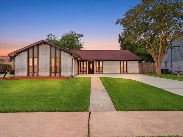 11534 Sagepark Lane, Houston TX 77089