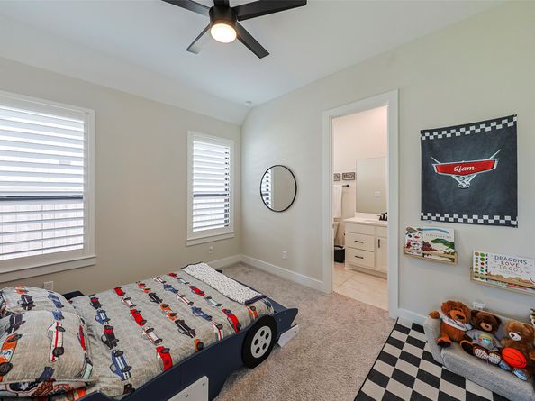 26951 Longwood Ledge Drive, The Woodlands TX 77389