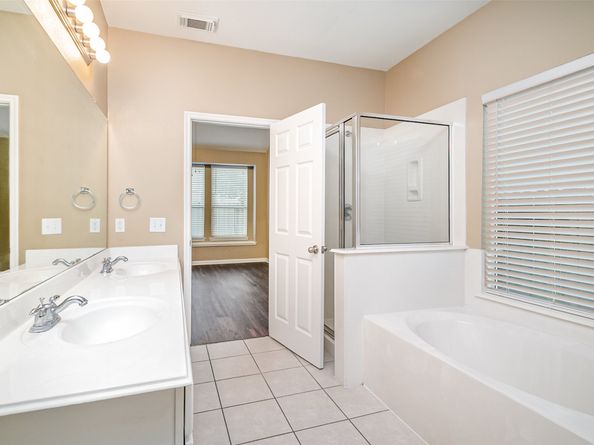12919 Palm Leaf Court, Houston TX 77044