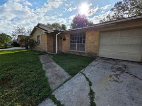 118 Outlook Drive, Houston TX 77034
