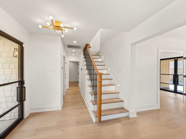 709 W 39th Street, Houston TX 77018