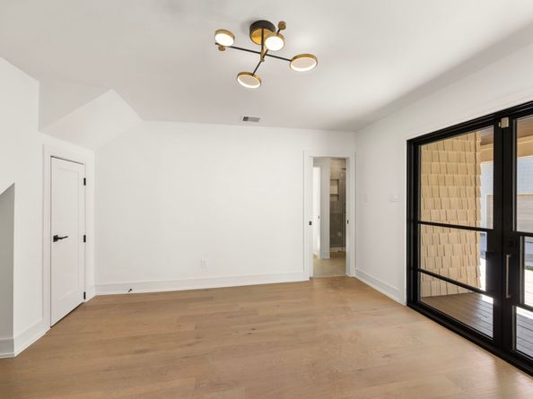 709 W 39th Street, Houston TX 77018