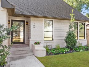 709 W 39th Street, Houston TX 77018