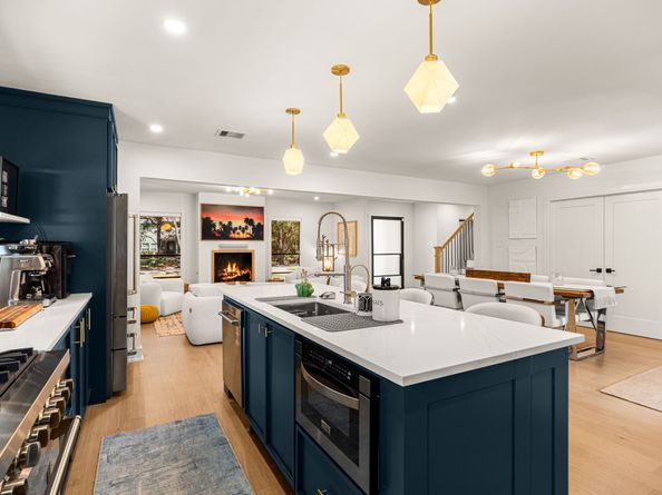 709 W 39th Street, Houston TX 77018