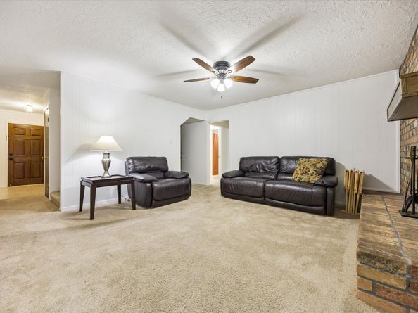 11726 Dorrance Lane, Meadows Place TX 77477