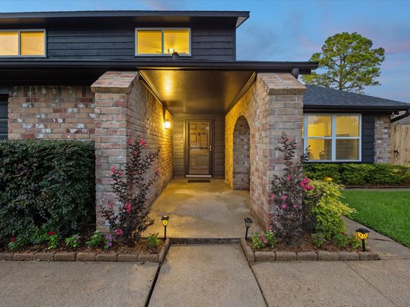 11726 Dorrance Lane, Meadows Place TX 77477